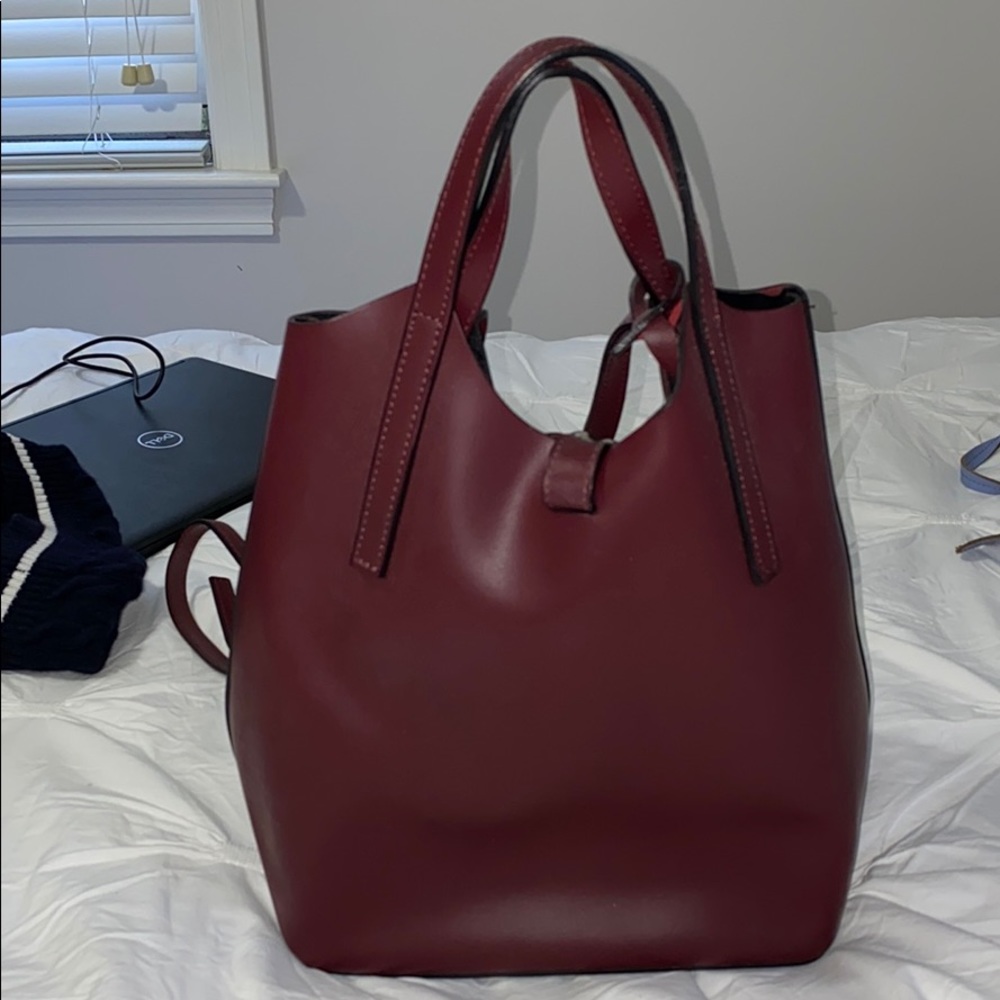 Brand new purse/pack pack with mini wristlet